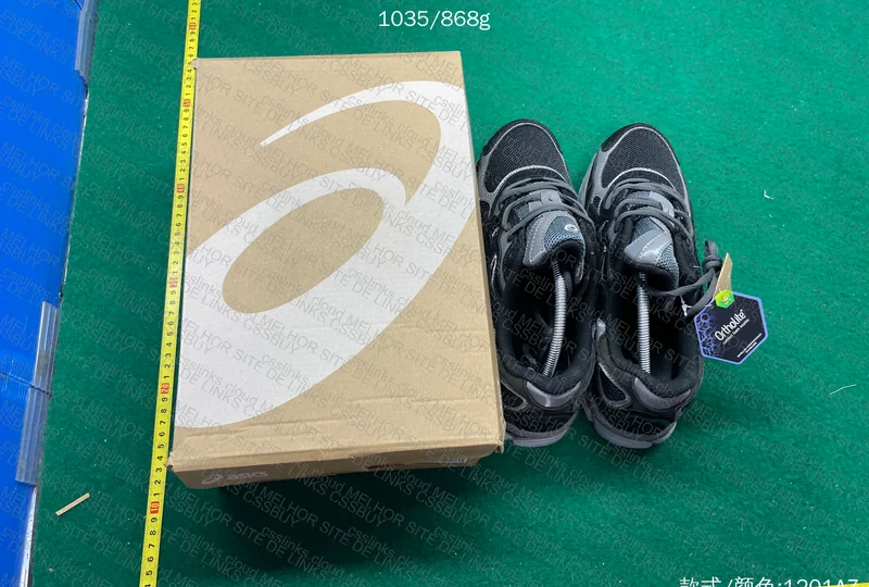 Asics NYC Gel 8