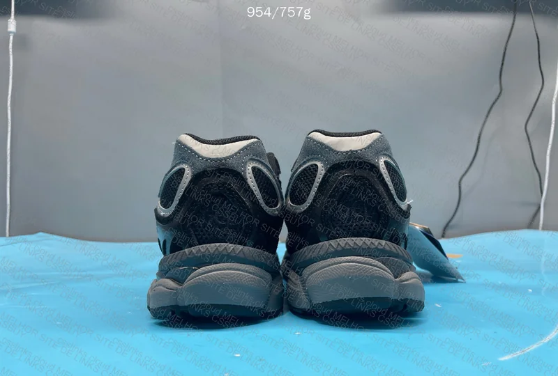 Asics NYC Gel Black 3