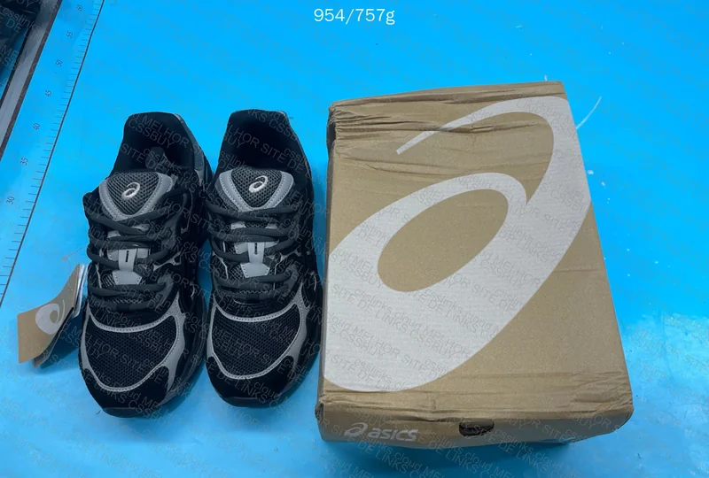Asics NYC Gel Black 8