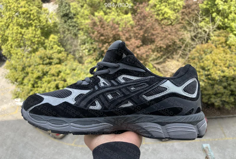 ASICS NYC GRAPHITE BLACK & GREY 2