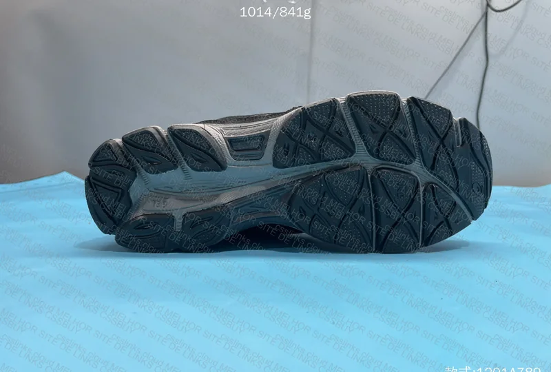 Asics NYC Black 10