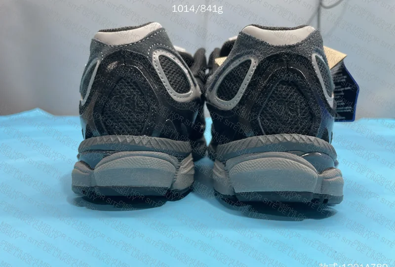 Asics NYC Black 8