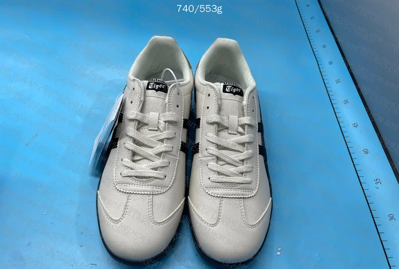 Asics O.T tokutem