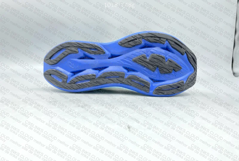 Asics Superblast