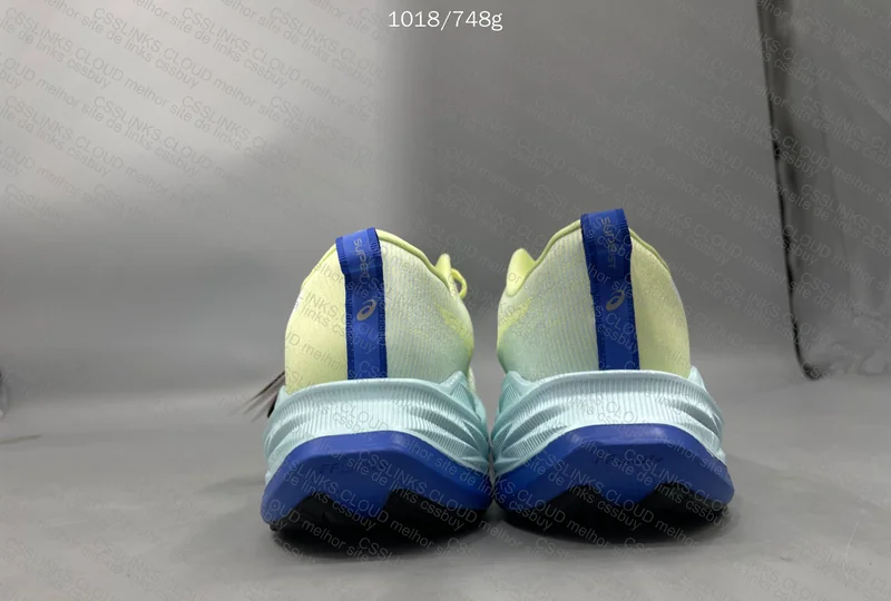 Asics Superblast 4