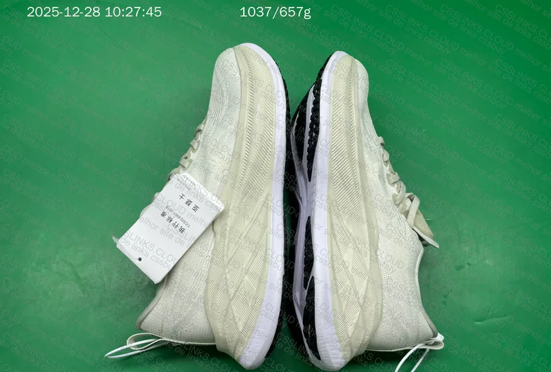 ASICS SUPERBLAST 2 6