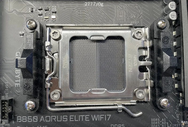 B850 Aorus Elite + Ryzen 7 7800X3D + Memoria Ram DDR5 6800Mhz 9