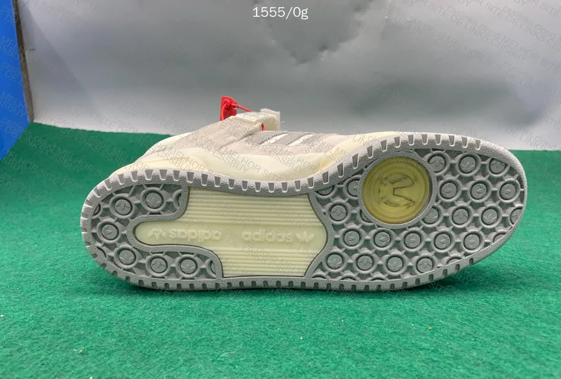 Bad Bunny forum low 2