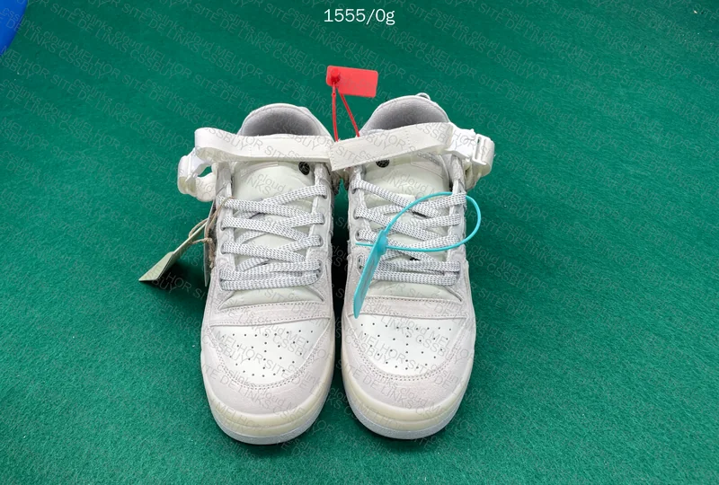 Bad Bunny forum low 3