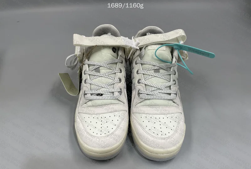 Bad Bunny White GL? 2