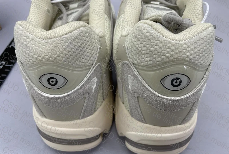 BAD BUNNY X ADIDAS RESPONSE CL WONDER WHITE 2