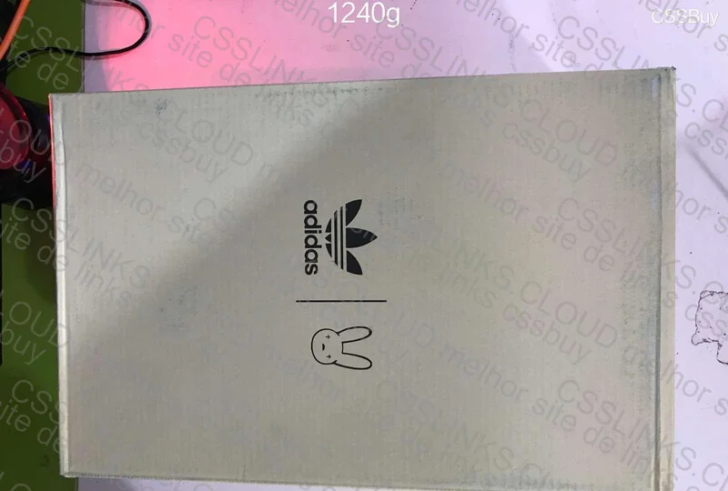 Bad Bunny x Forum Low 4