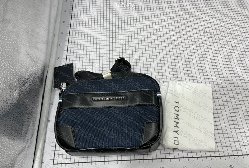 Bag Cross Report TOMMY HILFIGER.
