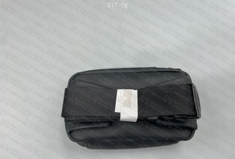Bag Essentials 3
