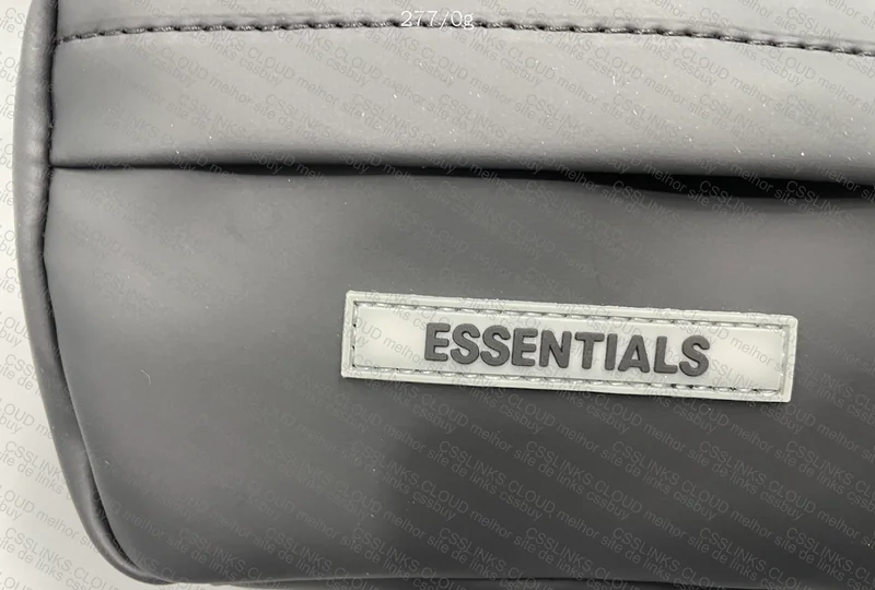 Bag Essentials 4