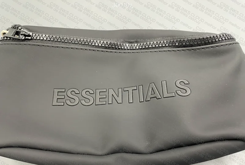 Bag Essentials 4