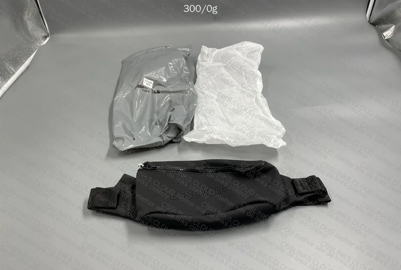 Bag Essentials 6