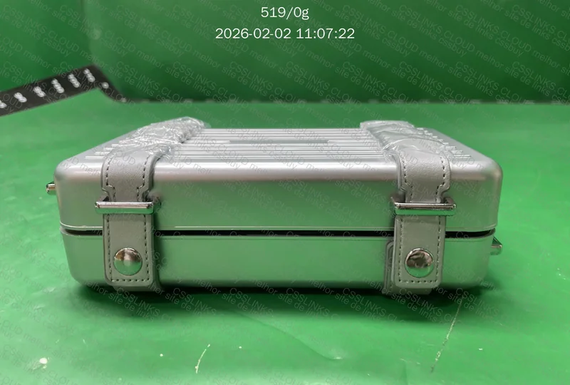 Bag estilo Rimowa 3