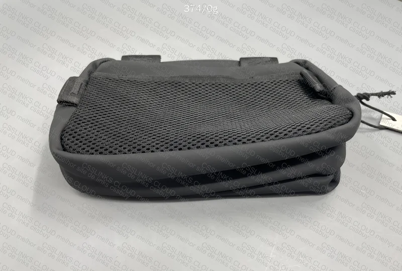 Bag Fear or God Essentials 4