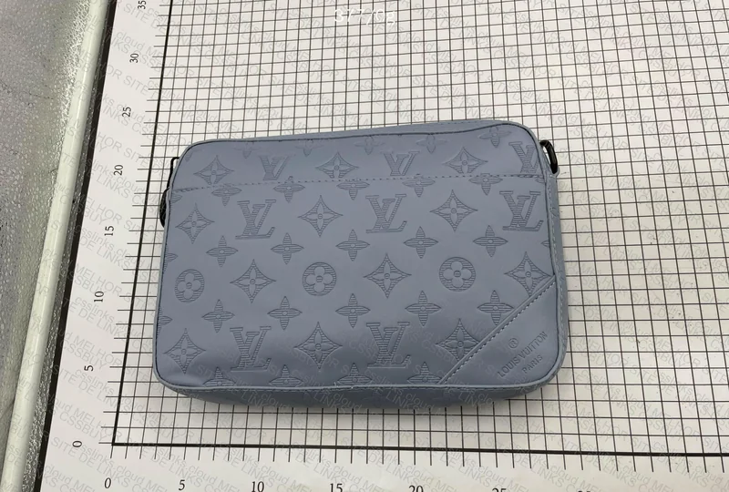 Louis Vuitton Bag with Wallet - Client 2