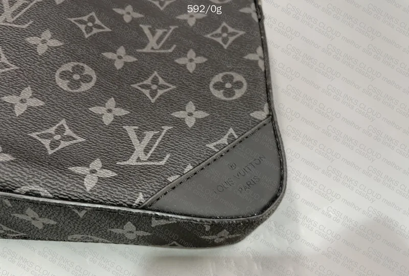Black Louis Vuitton Bag 4