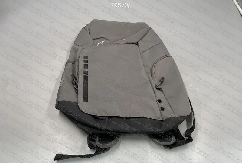 Nike Elite Bag (Over 700 reais for less than 60y)