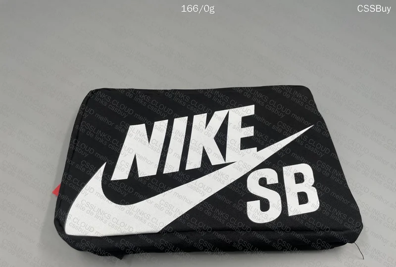 Simple Nike Bag (Bought for game)