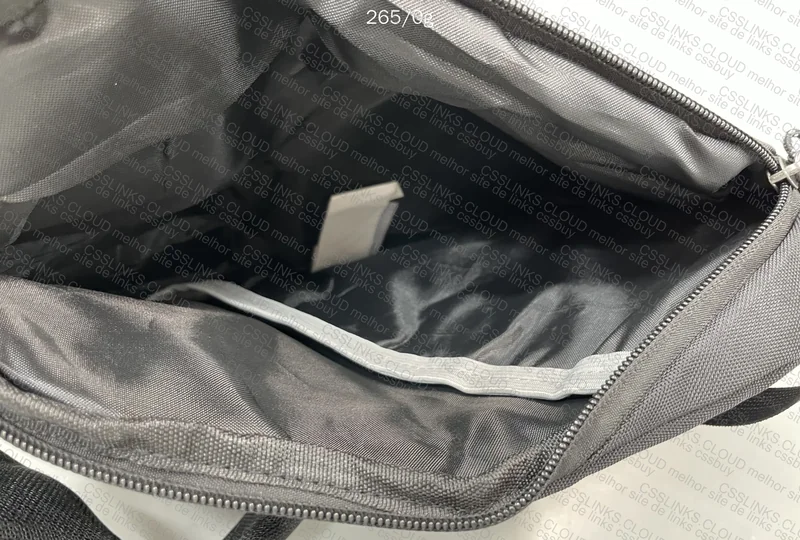 Patagonia 8L Bag 3