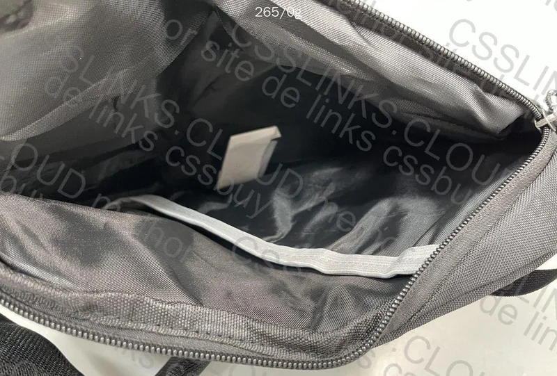 Patagonia 8L Bag 4