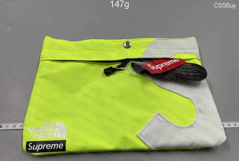Bag Supreme x TNF 4