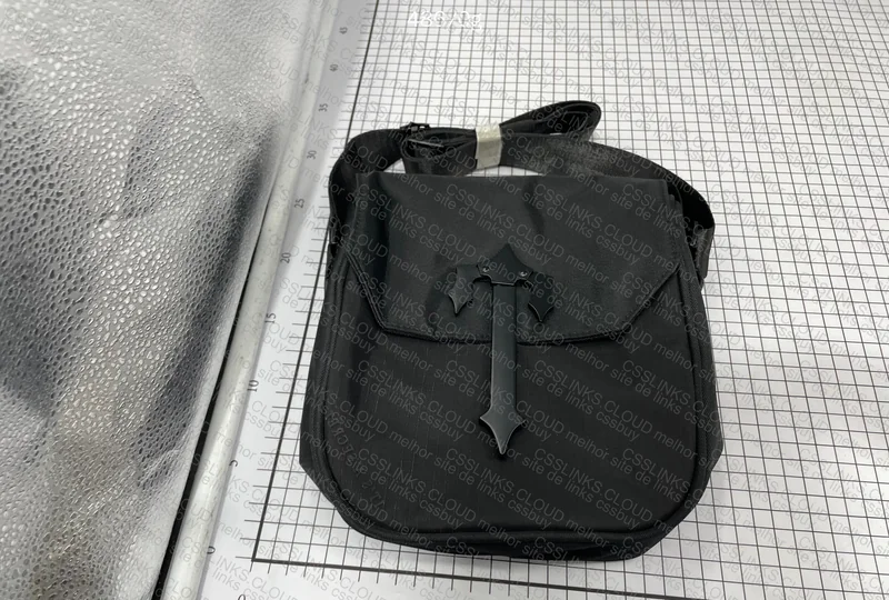 Bag trapstar 15¥ 2