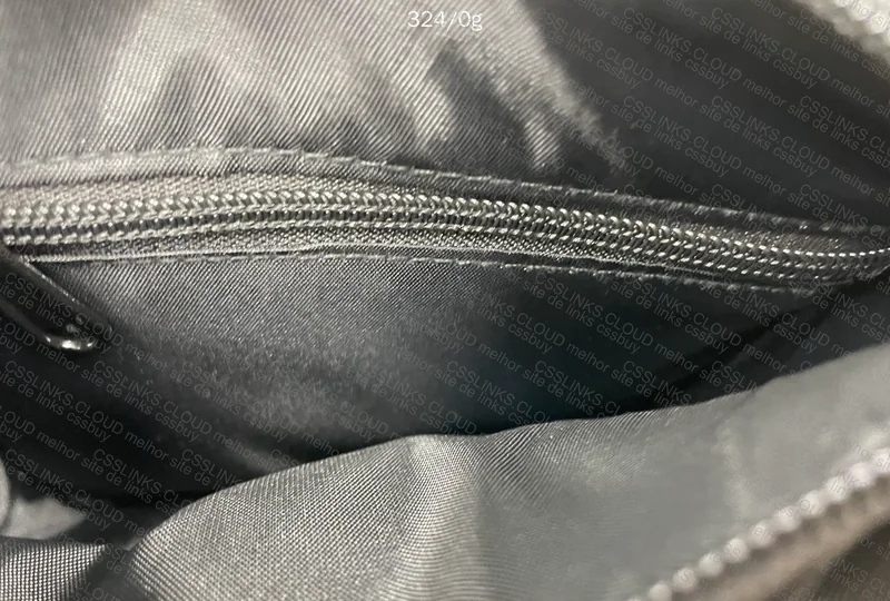 Trapstar Messenger Bag 1.0 (Sale Goat) 8