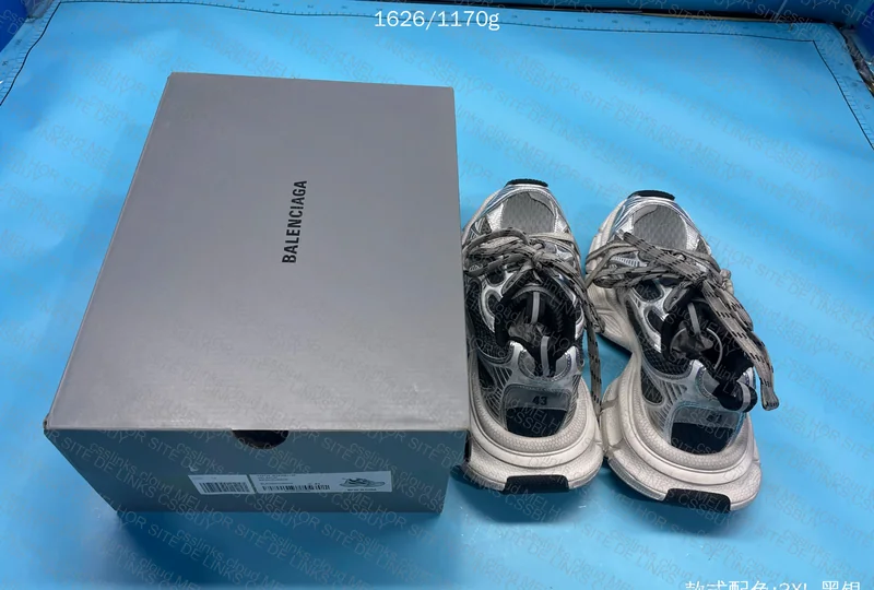 Balenciaga 3xl 2