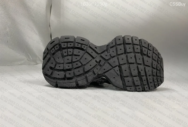 Balenciaga 3XL Black/White 6