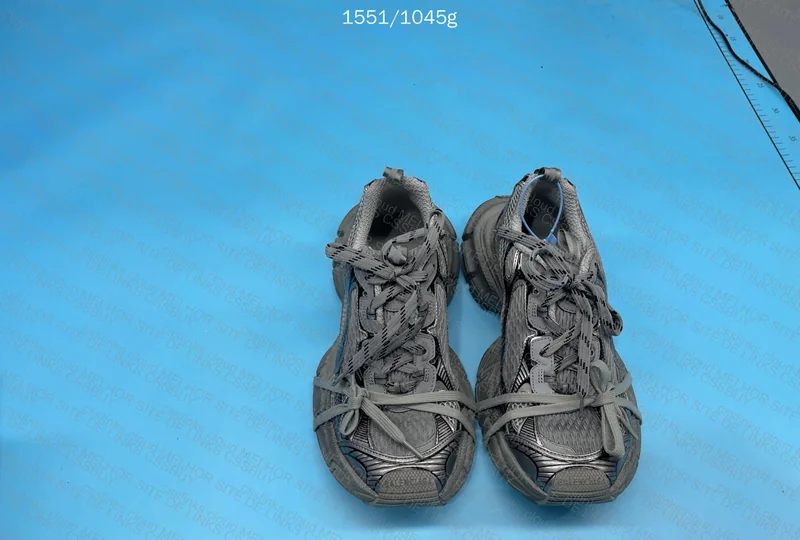 Balenciaga 3XL Gray GL?