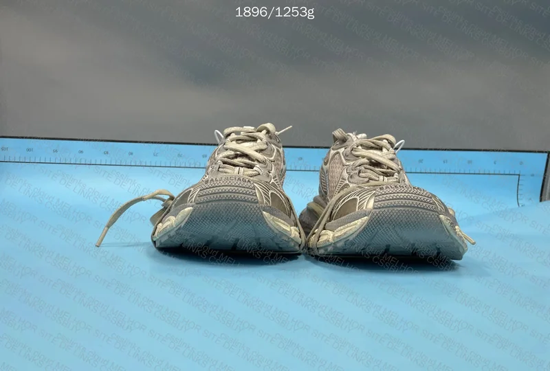 Balenciaga 3xl EggShell 5
