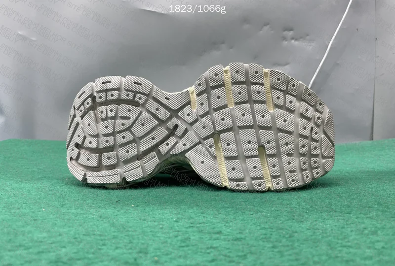 Balenciaga 3xl extremelace eggshell 8