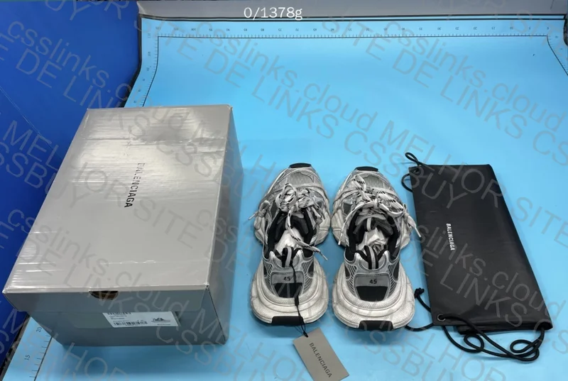 Balenciaga 3XL Gradient 2