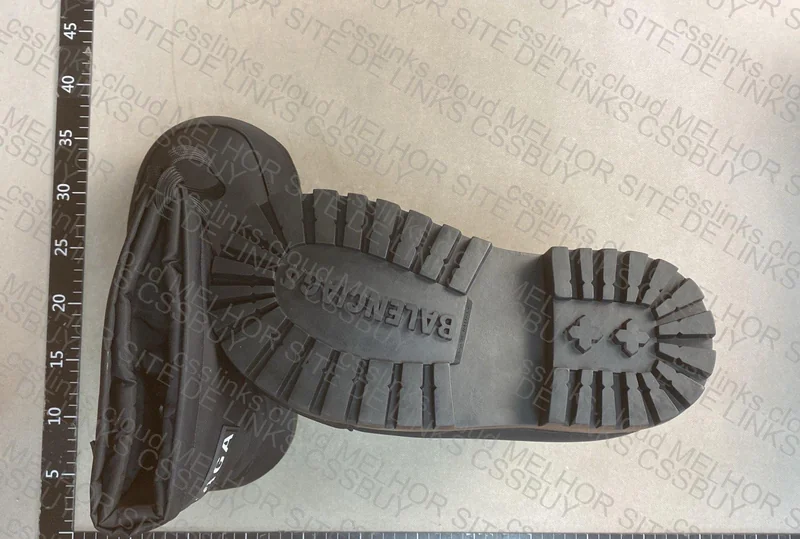 balenciaga alaska boots 4