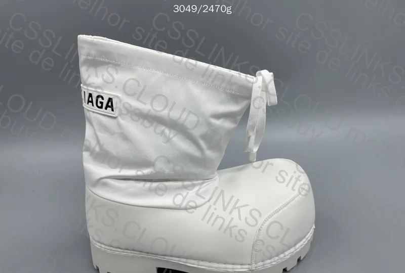 BALENCIAGA → [ ALASKA WHITE ASS BOOTS ] 3
