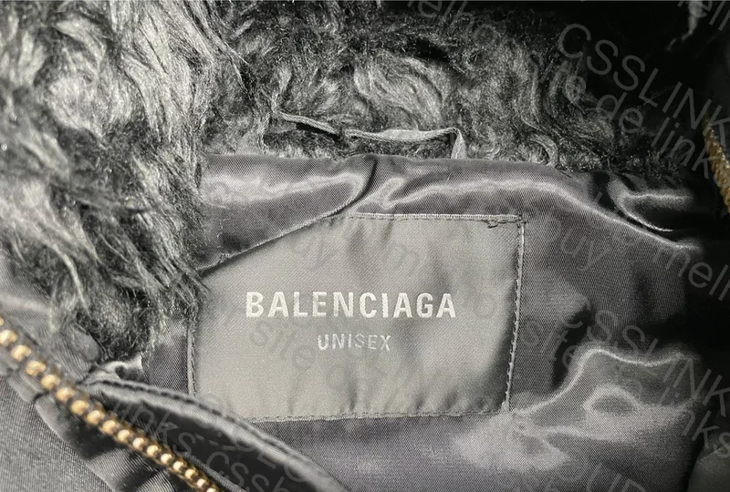 BALENCIAGA BOMBER 8