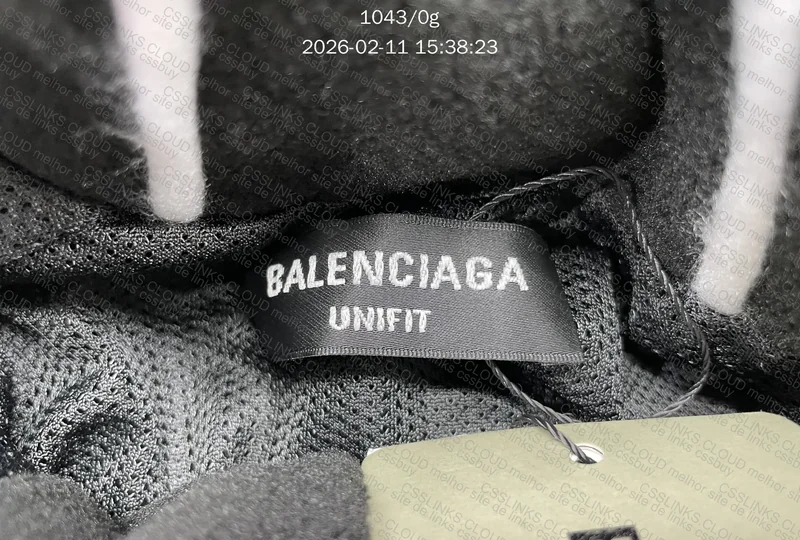 Balenciaga Fleece - Husky 4