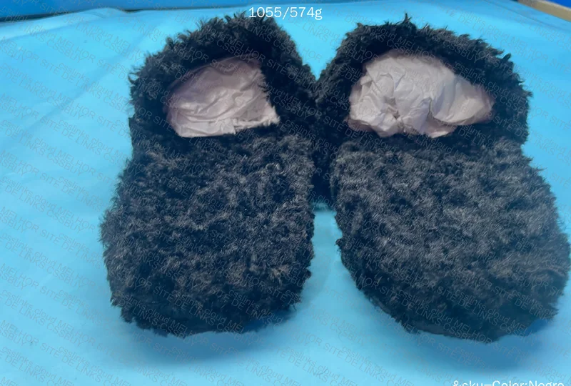 Balenciaga furry slide 3