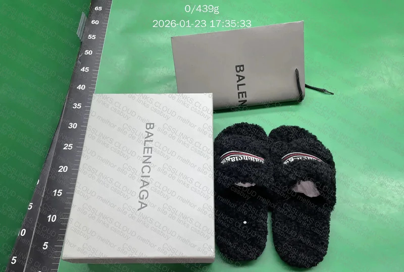 Balenciaga Furry slide