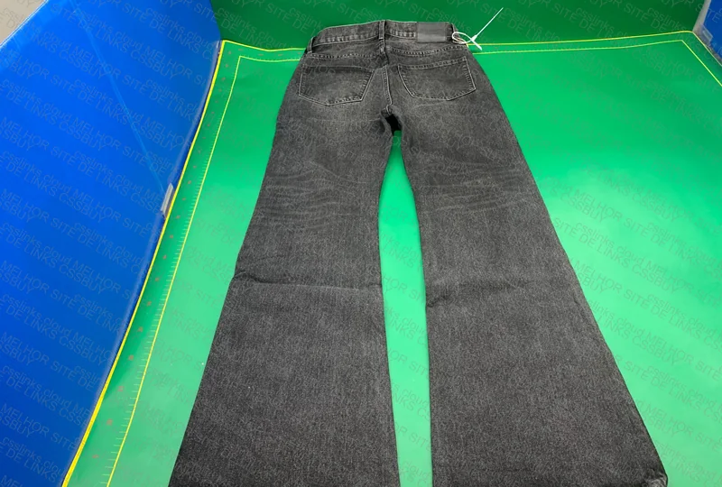 BALENCIAGA GARDE ROBE FLARED JEANS 3