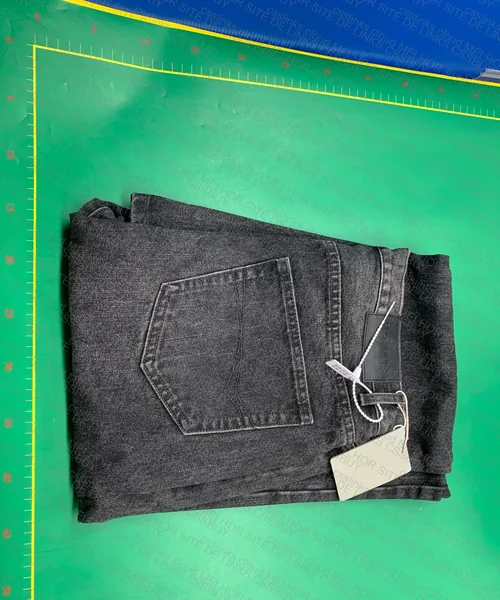 BALENCIAGA GARDE ROBE FLARED JEANS 6