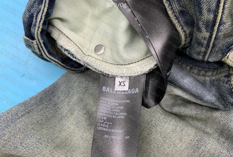 Balenciaga Graffiti Jeans 5