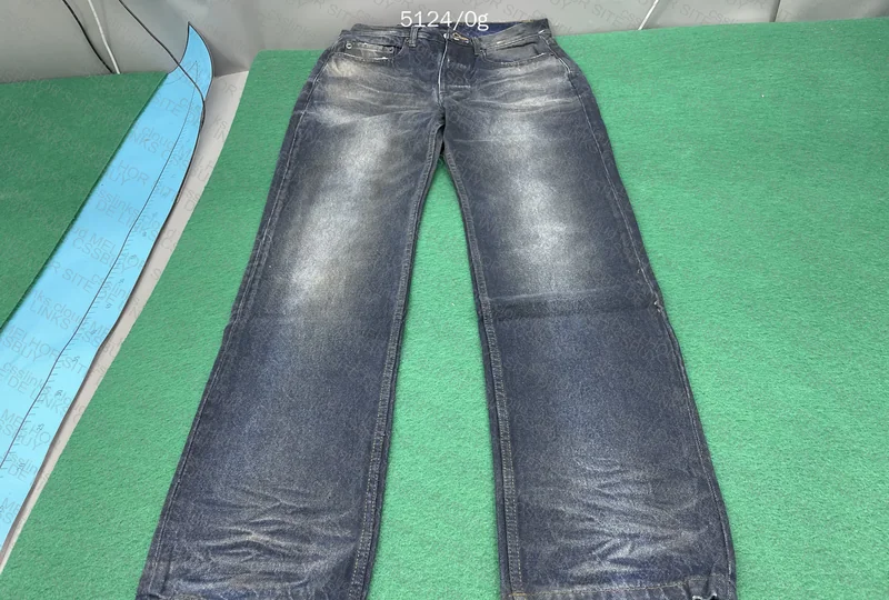 Balenciaga Jeans 3