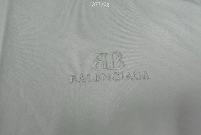 Balenciaga logo-embroidered 2