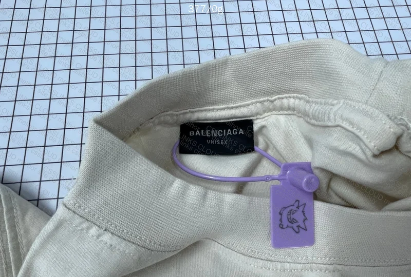 Balenciaga logo-embroidered 3